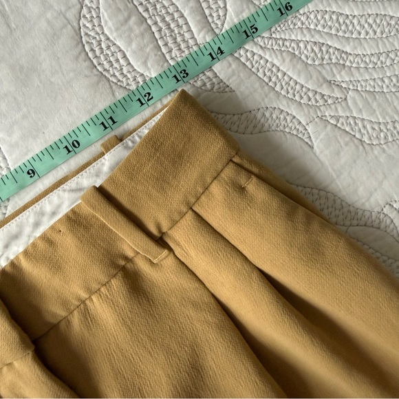 Aritzia - Wilfred - The Effortless Pant - Sandy Beige - Picture 13 of 14